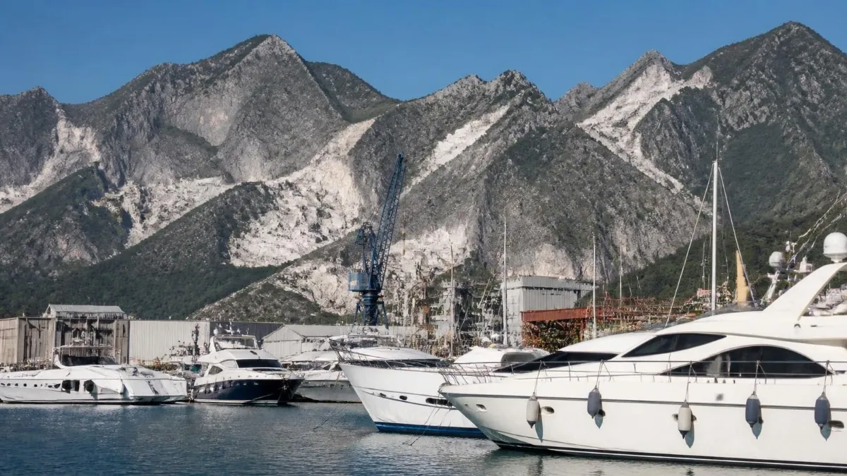Yacht marina in Marina di Carrara